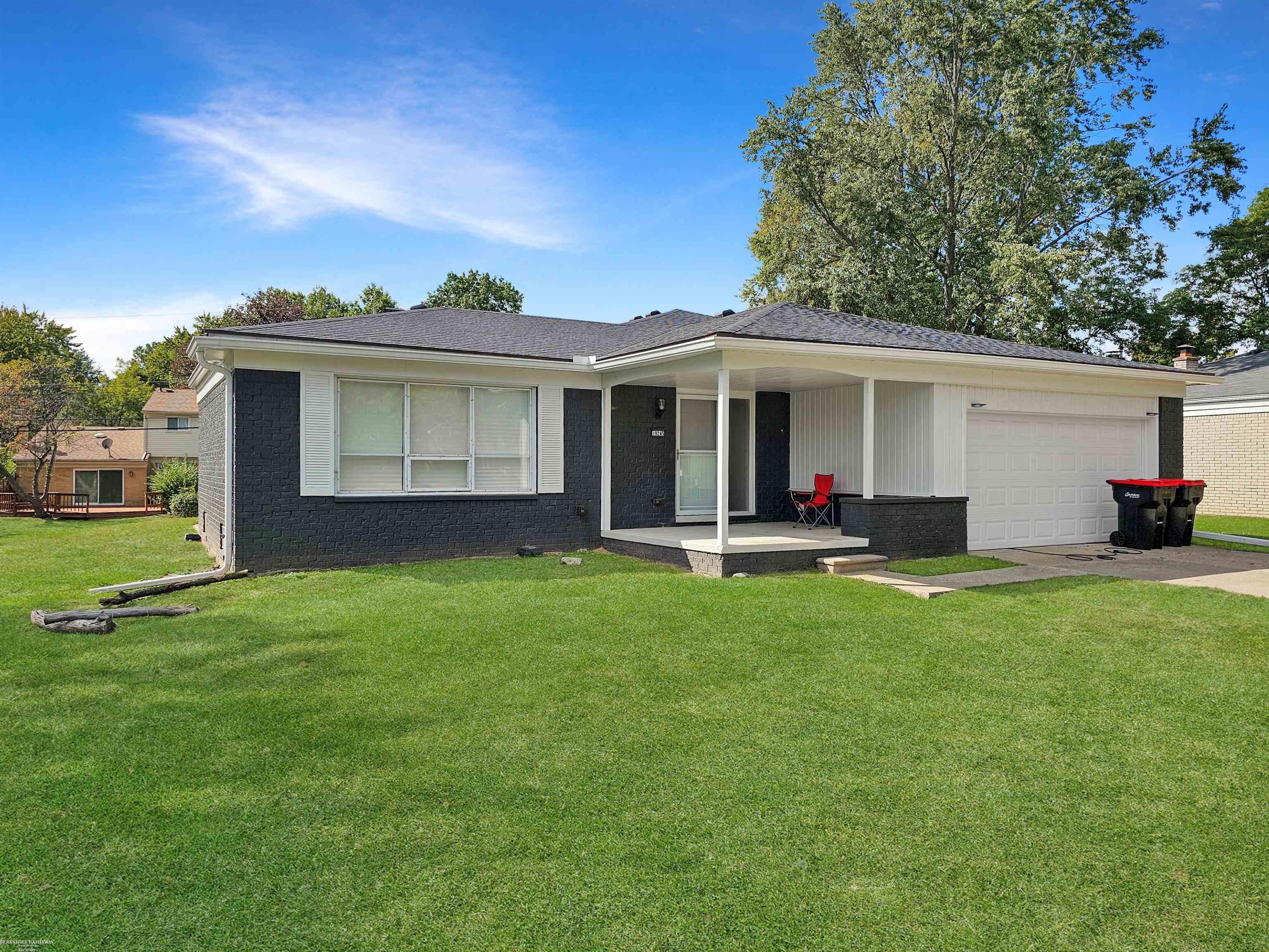 Homes for sale in Southfield City Oakland, MI | 19245 Eldridge Ln, Southfield City Oakland, MI 48076 | MLS# 58050195885