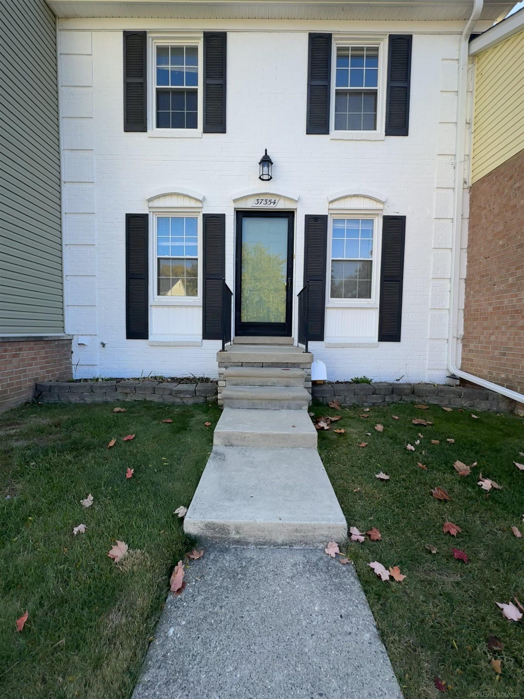 37354 Charter Oaks ClintonCharterTownship_Macomb Michigan 48036