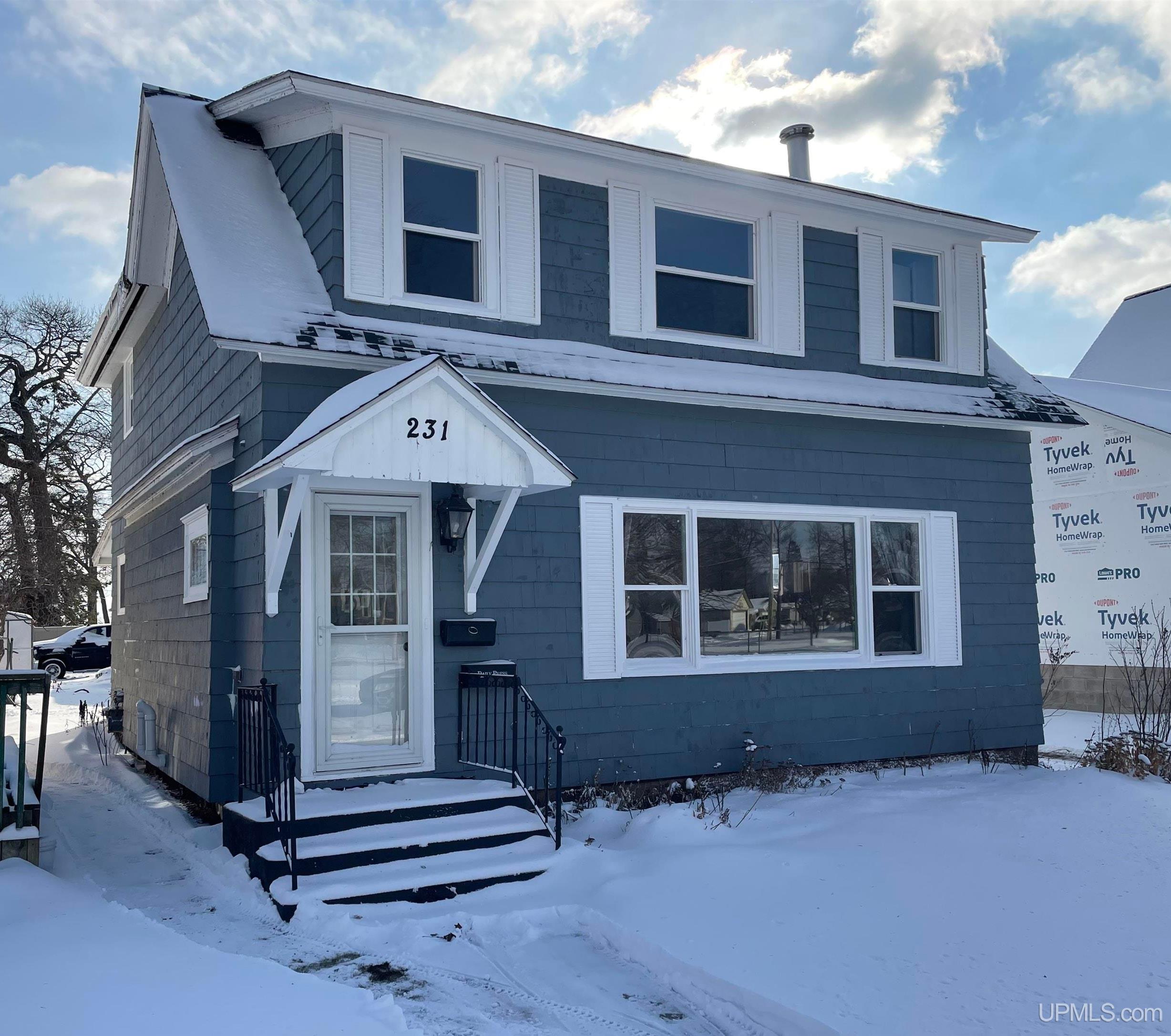 3 bedroom single family in Escanaba, Michigan