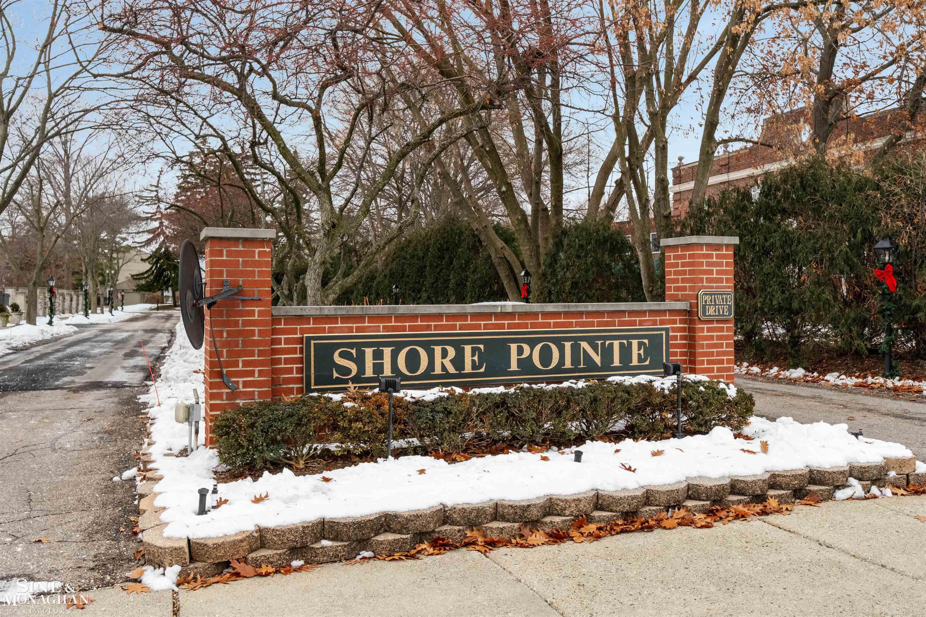 22029 Shore Pointe LN StClairShoresCity_Macomb Michigan 48080