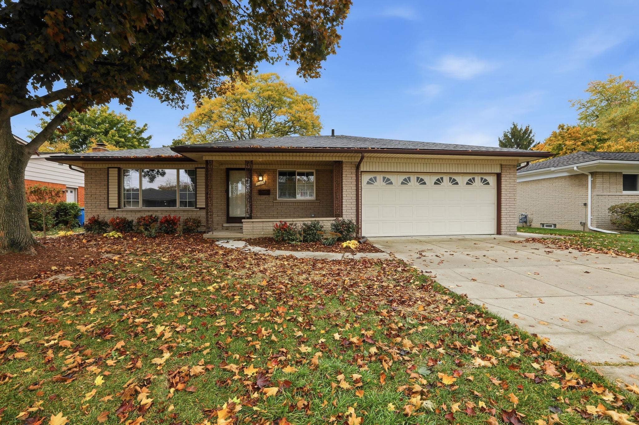 11220 Canterbury WarrenCity_Macomb Michigan 48093