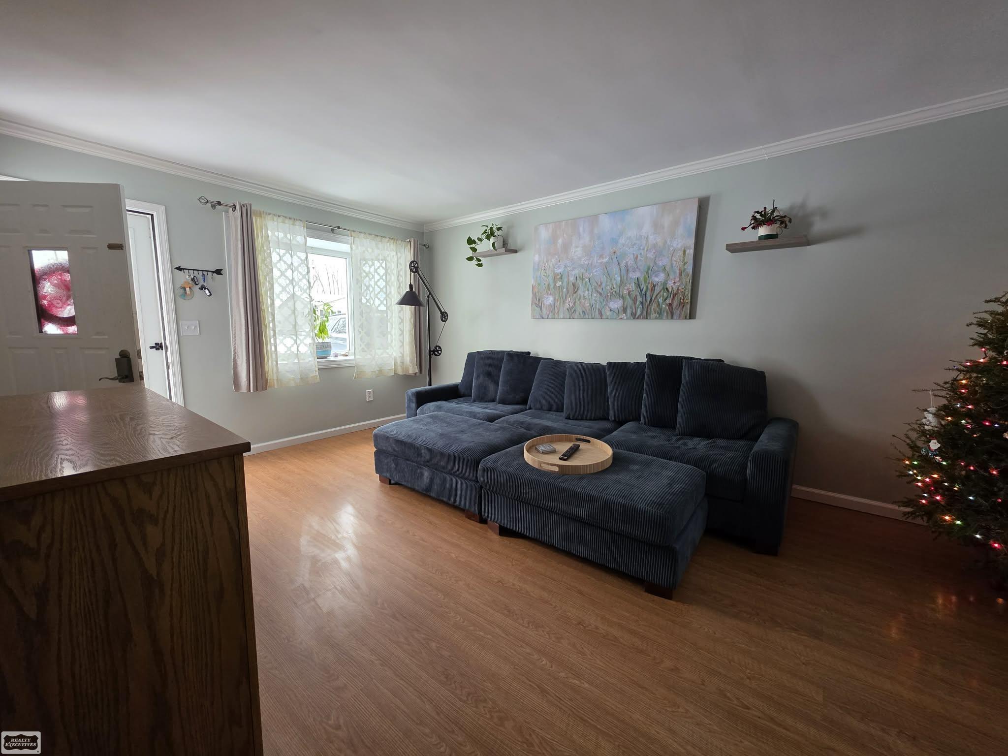 Homes for sale in Harrison Charter Township Macomb, MI | 39690 Detroit St, Harrison Charter Township Macomb, MI 48045 | MLS# 58050196238