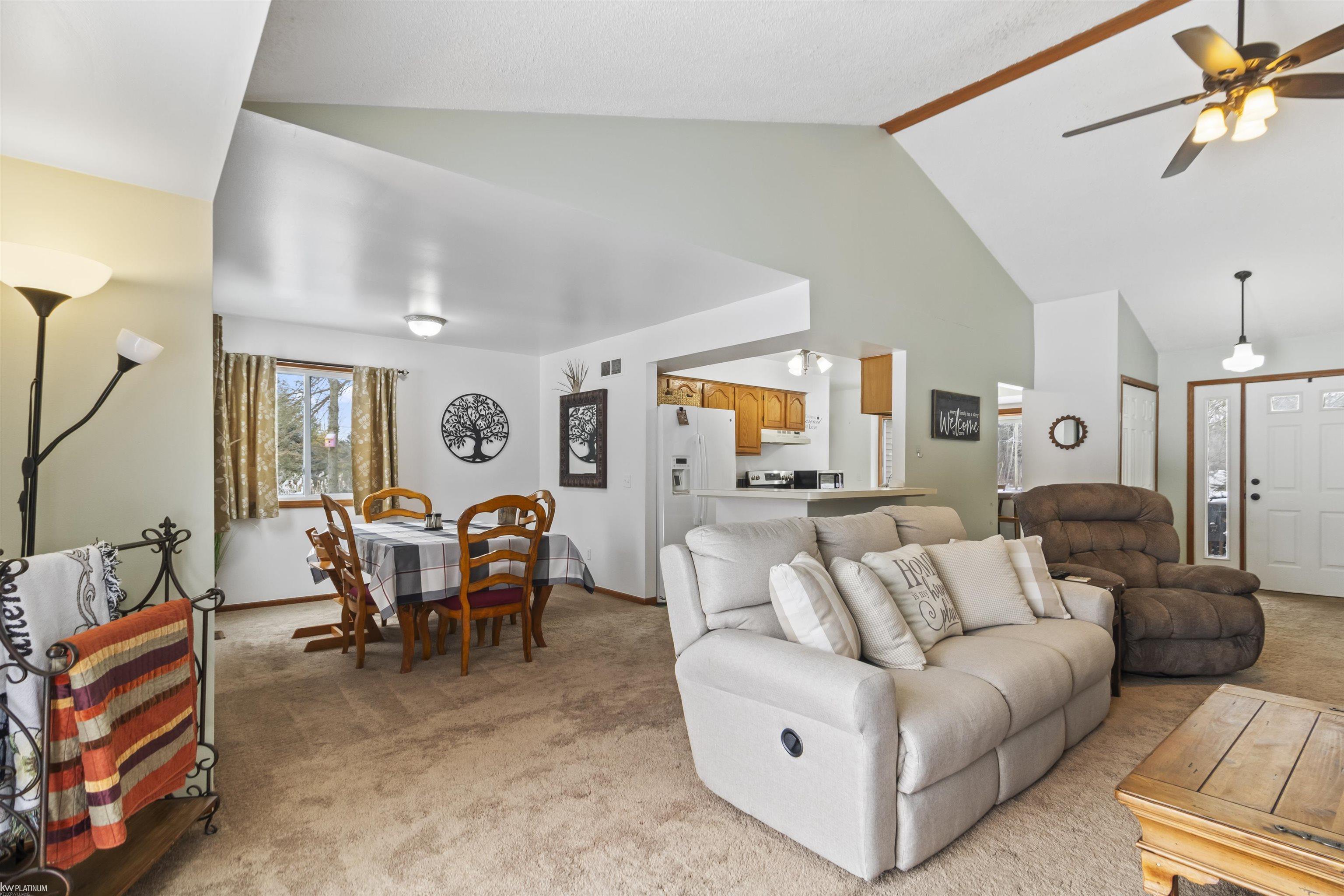 Homes for sale in Clyde, MI | 6550 Lapeer Rd, Clyde, MI 48049 | MLS# 50197105