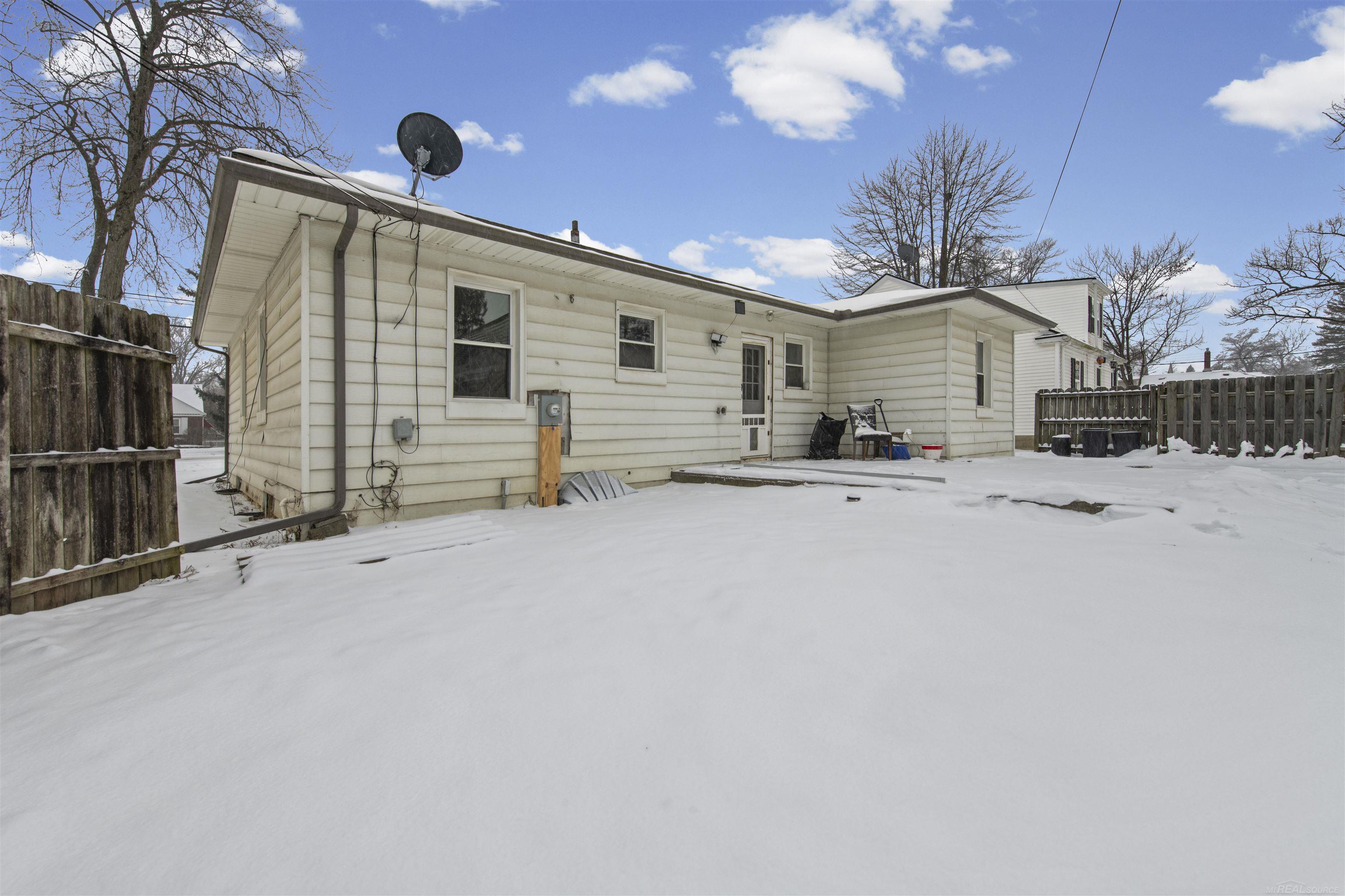 Homes for sale in Capac Village St Clair, MI | 303 E Mill St, Capac Village St Clair, MI 48014 | MLS# 58050198210