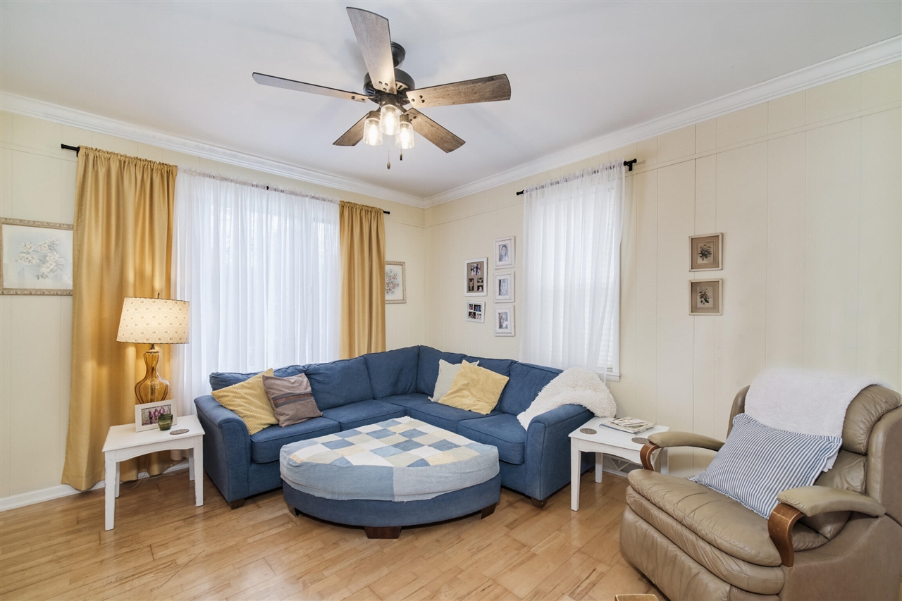 Homes for sale in Manistee, MI | 610 Pine St, Manistee, MI 49660 | MLS# 70404346