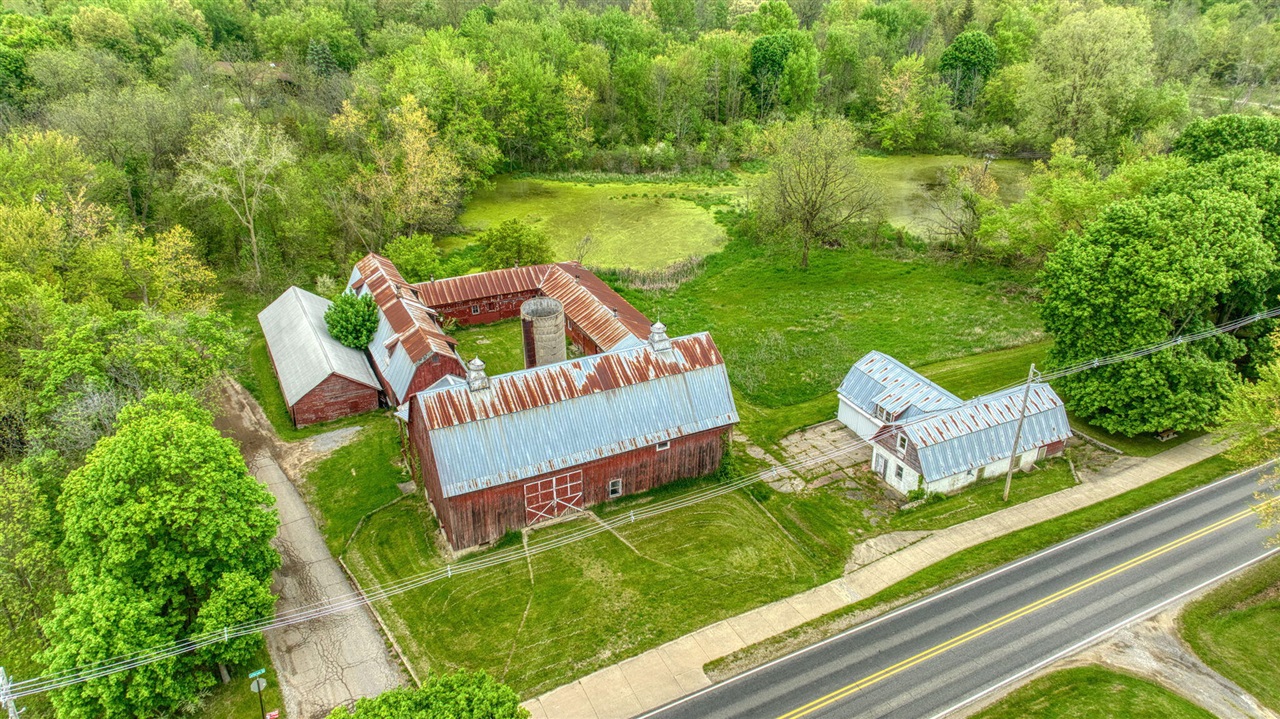 Chief ''o'' Road, Bear Lake, MI, 49614