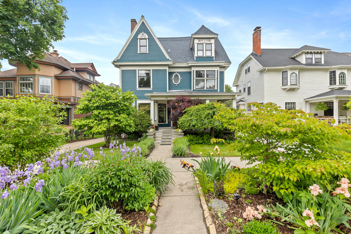 3905 Lakeshore Road, Lexington, MI, 48450