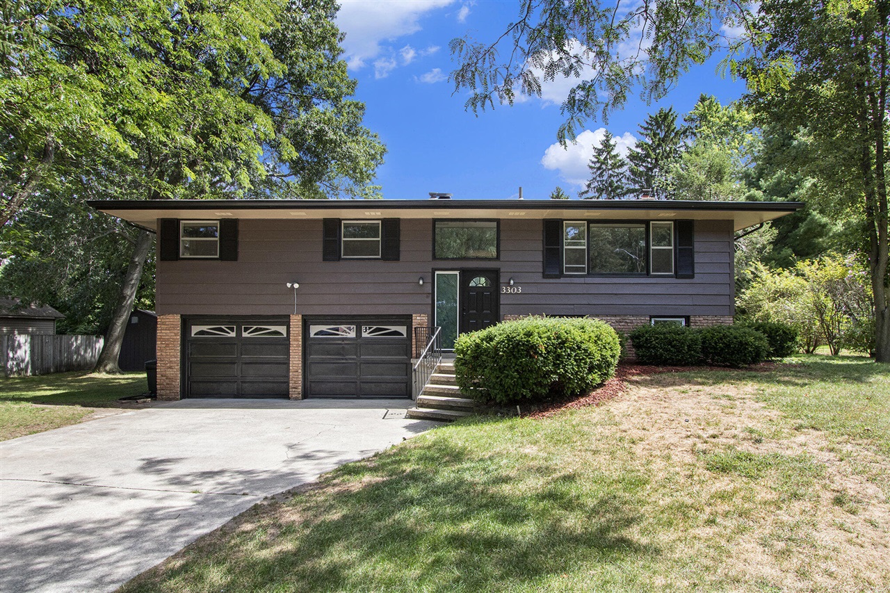 4204 Peck Road, Croswell, MI, 48422