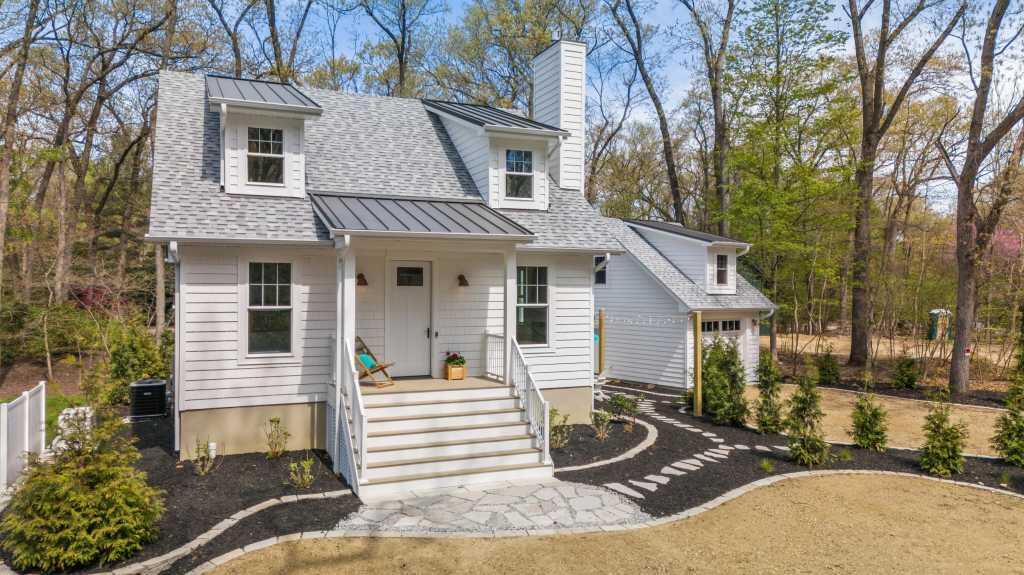 1050 Lakeside Drive, Port Sanilac, MI, 48469