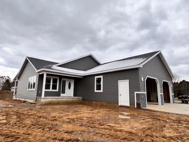 Homes for sale in Litchfield, MI | 217 W Birch St, Litchfield, MI 49252 | MLS# 70502367