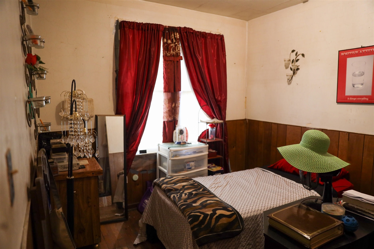 Homes for sale in Hamtramck, MI | 13582 Shields St, Hamtramck, MI 48212 | MLS# 70504028