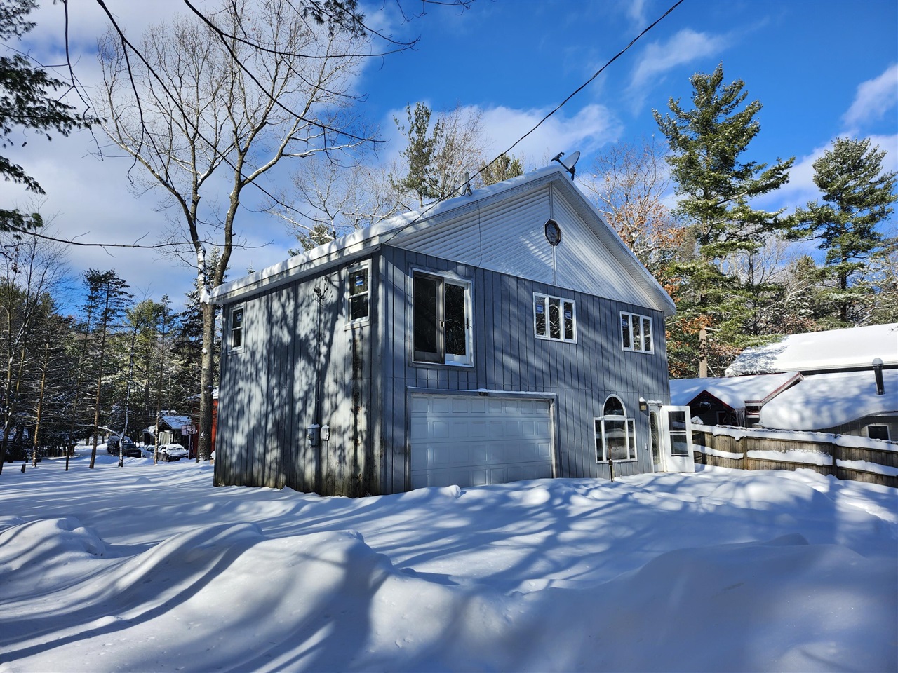 Homes for sale in Pentwater, MI | 6395 S Lakeshore Dr, Pentwater, MI 49449 | MLS# 70507786