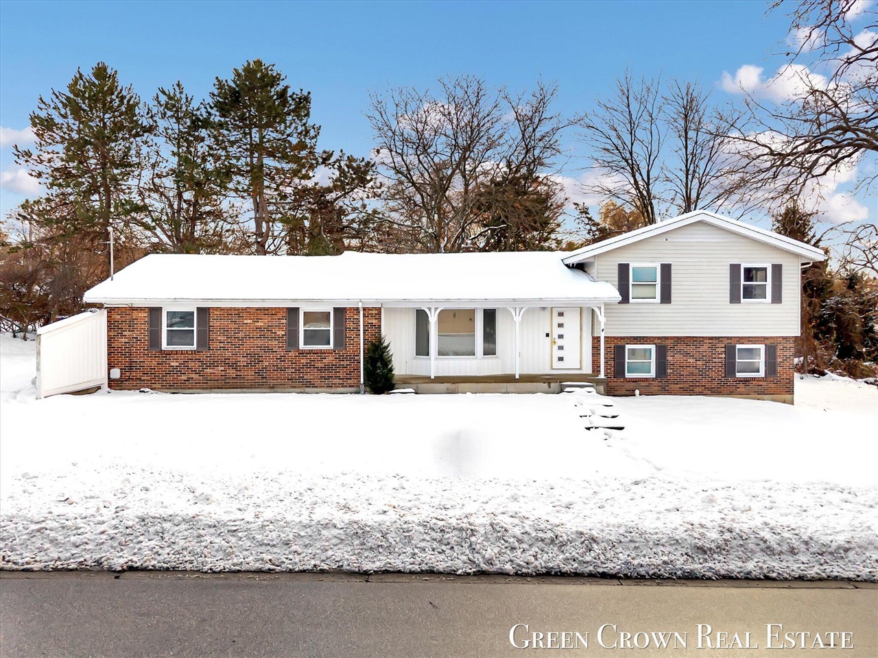 5520 Main Street, Lexington, MI, 48450