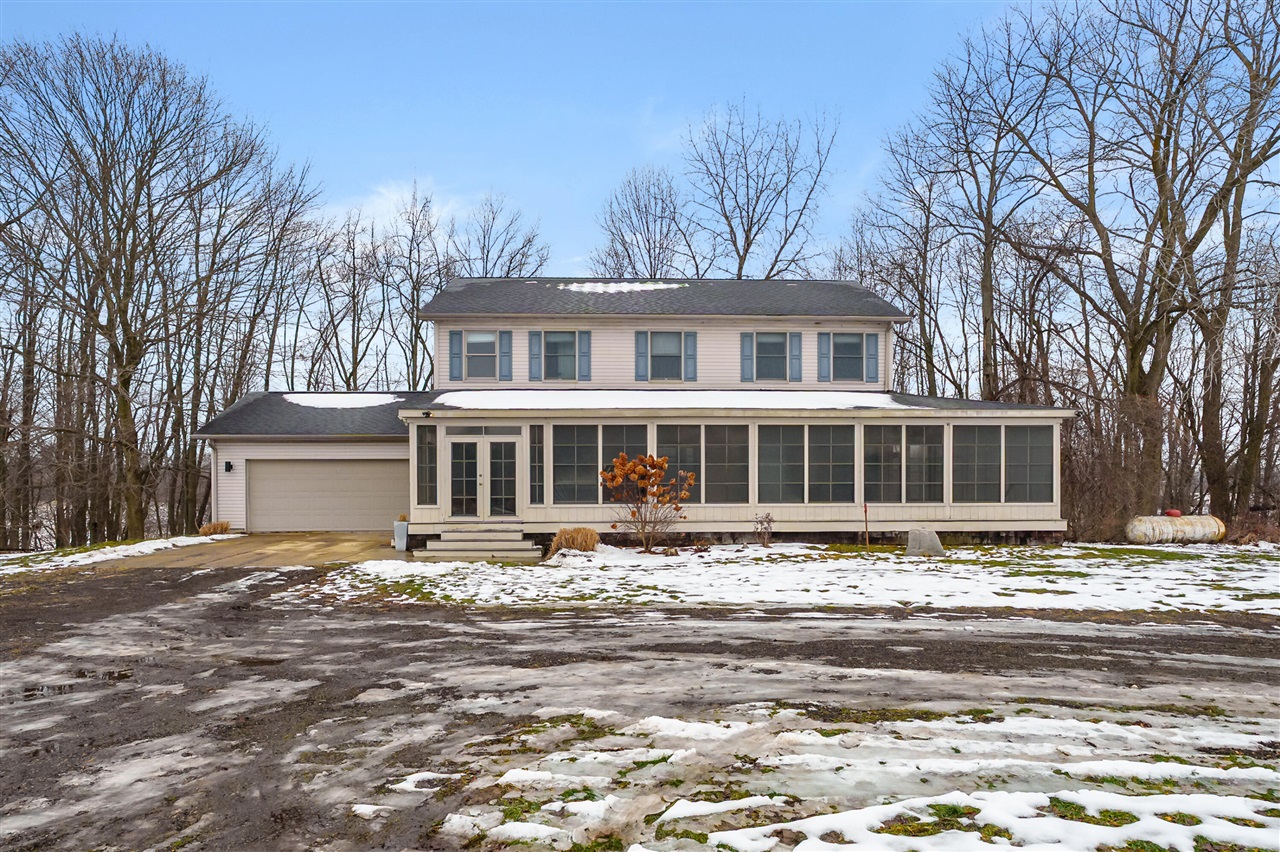 Homes for sale in Buchanan, MI | 1500 Sanford Ln, Buchanan, MI 49107 | MLS# 70510352