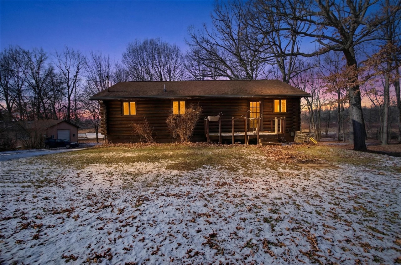 Homes for sale in Brooklyn, MI | 12112 Hardcastle Rd, Brooklyn, MI 49230 | MLS# 70511438