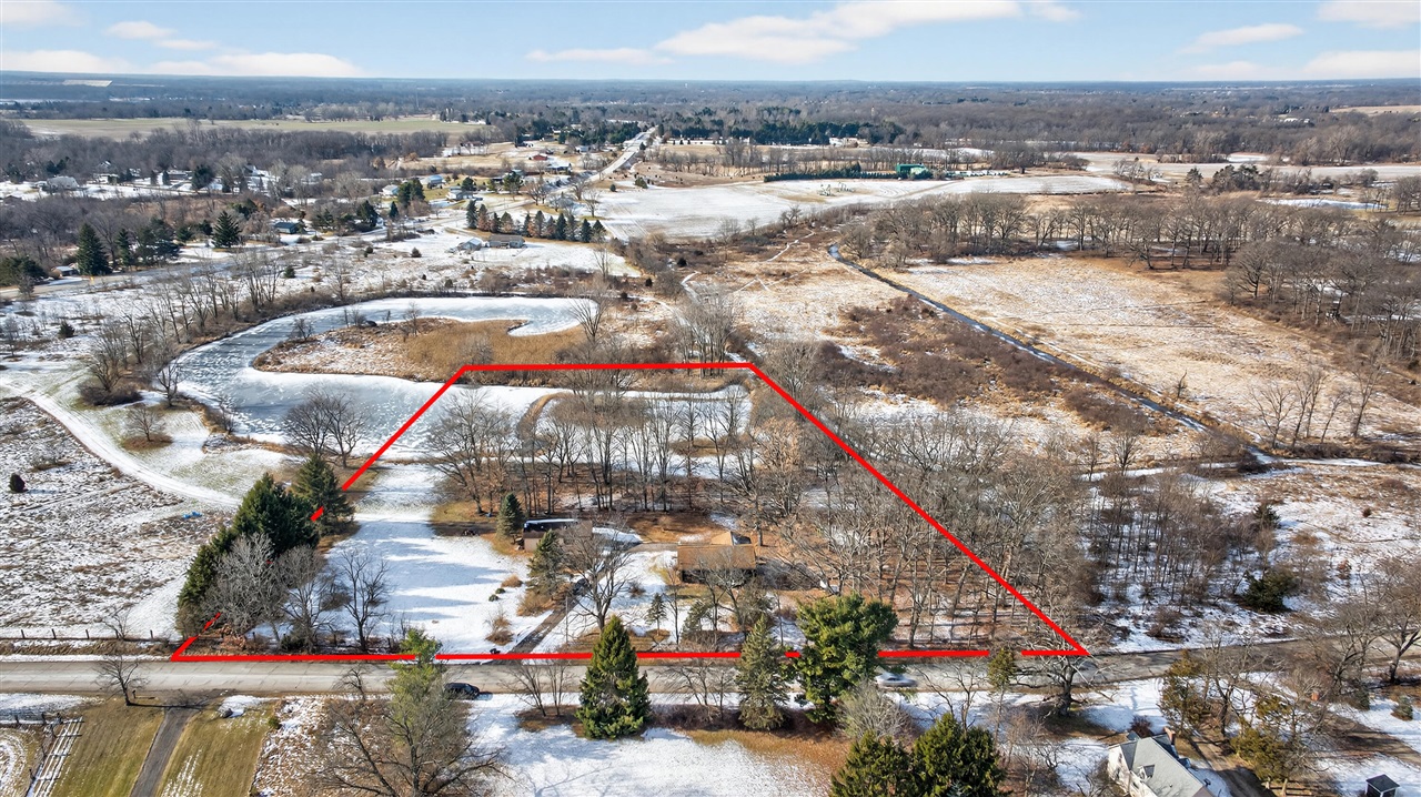 Homes for sale in Brooklyn, MI | 12112 Hardcastle Rd, Brooklyn, MI 49230 | MLS# 70511438