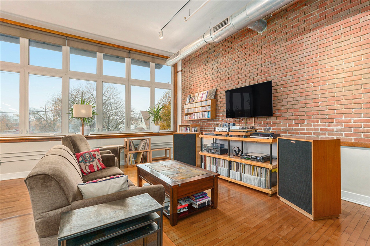 Homes for sale in Grand Rapids, MI | 600 Broadway Ave #239, Grand Rapids, MI 49504 | MLS# 70511559