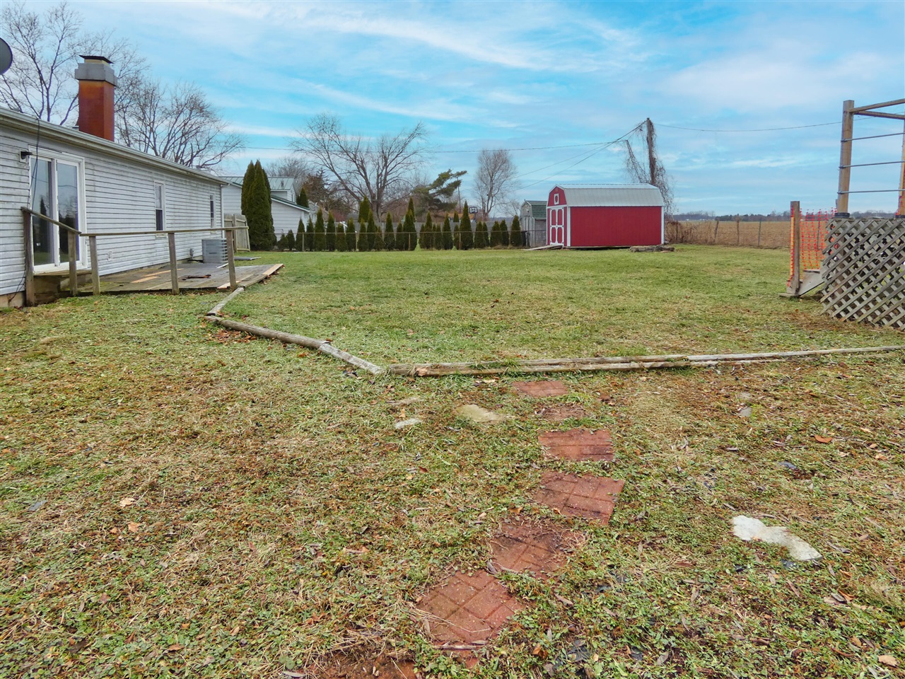 Homes for sale in Edwardsburg, MI | 23316 N Shore Dr, Edwardsburg, MI 49112 | MLS# 70511580