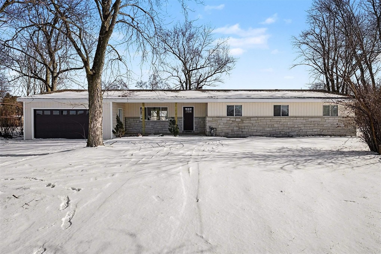 Homes for sale in White Pigeon, MI | 211 Us 131, White Pigeon, MI 49099 | MLS# 70511891