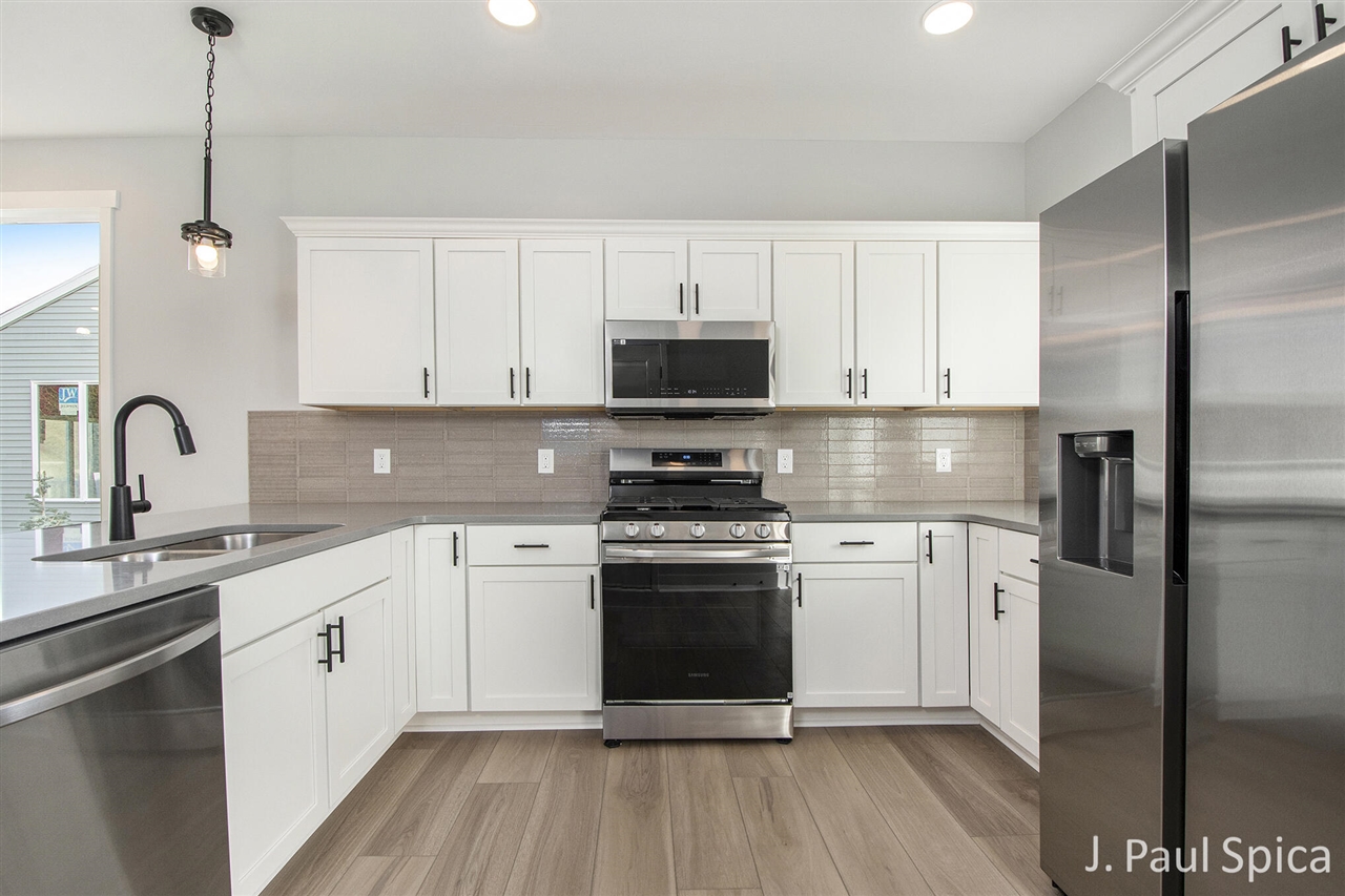 Homes for sale in Byron Center, MI | 1215 Madera Ct, Byron Center, MI 49315 | MLS# 70512032