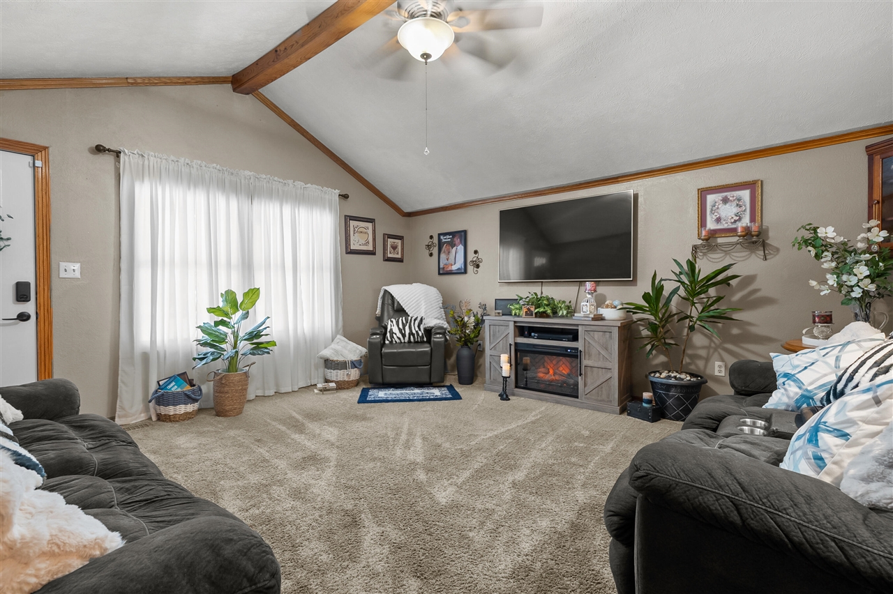 Homes for sale in Bellevue, MI | 6670 Keyes Rd, Bellevue, MI 49021 | MLS# 70512409