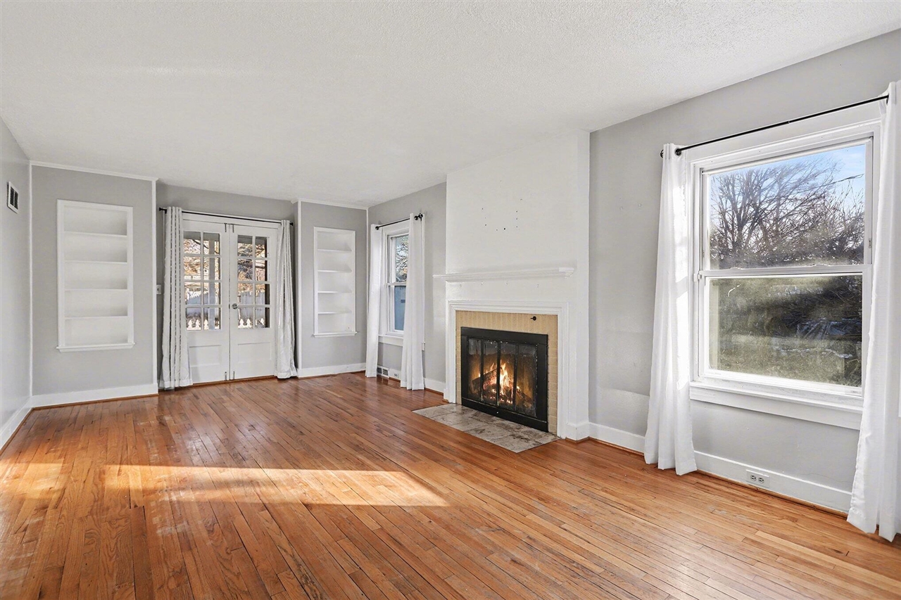 Homes for sale in Three Rivers, MI | 519 N Main St, Three Rivers, MI 49093 | MLS# 70512700