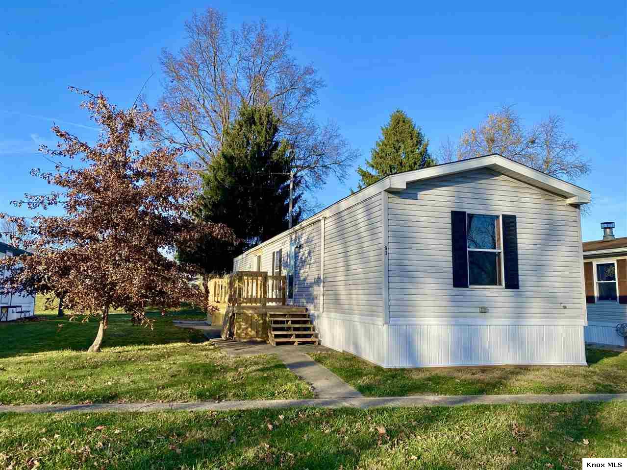 93 Colony drive, Fredericktown, OH 43019