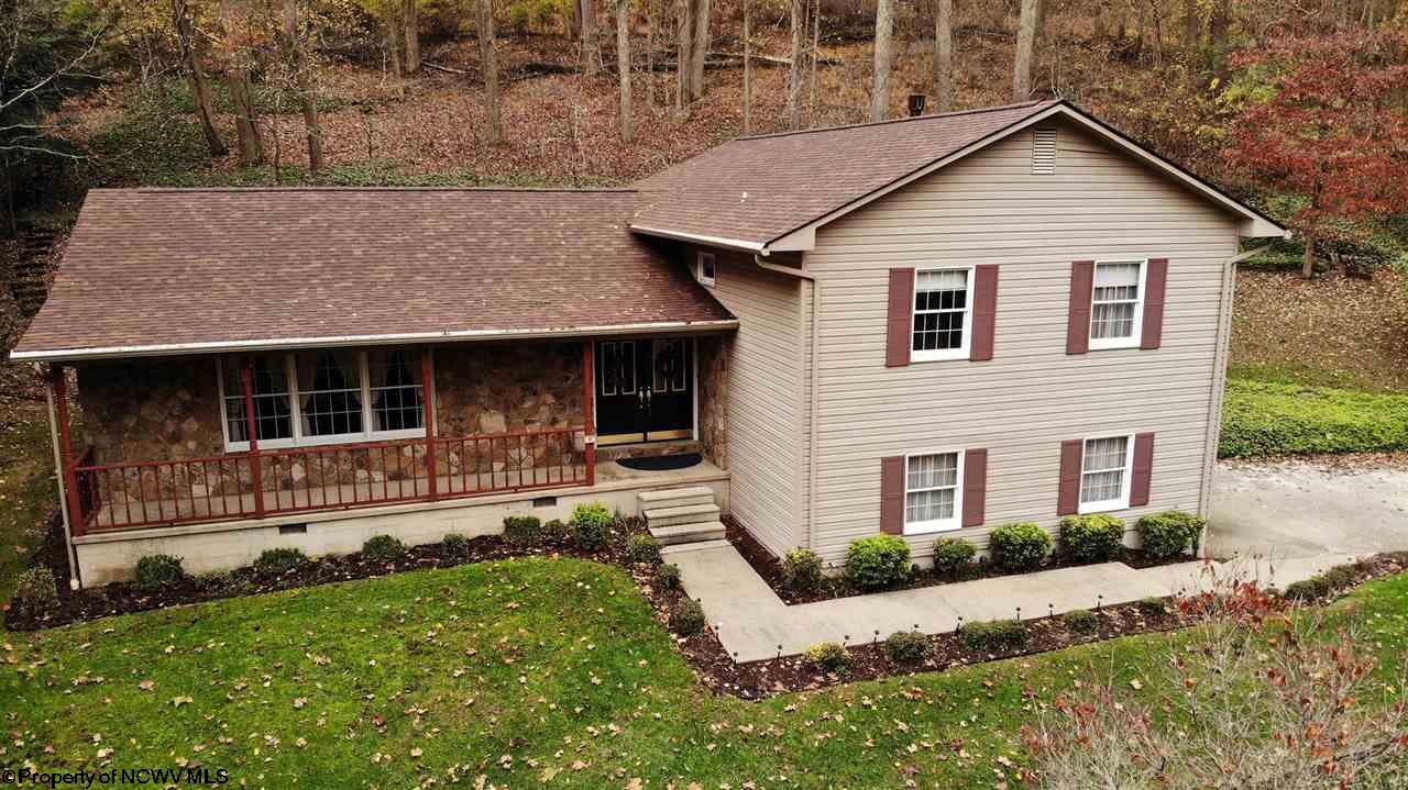 Keystone Realty Group Christina Gouzd, Broker