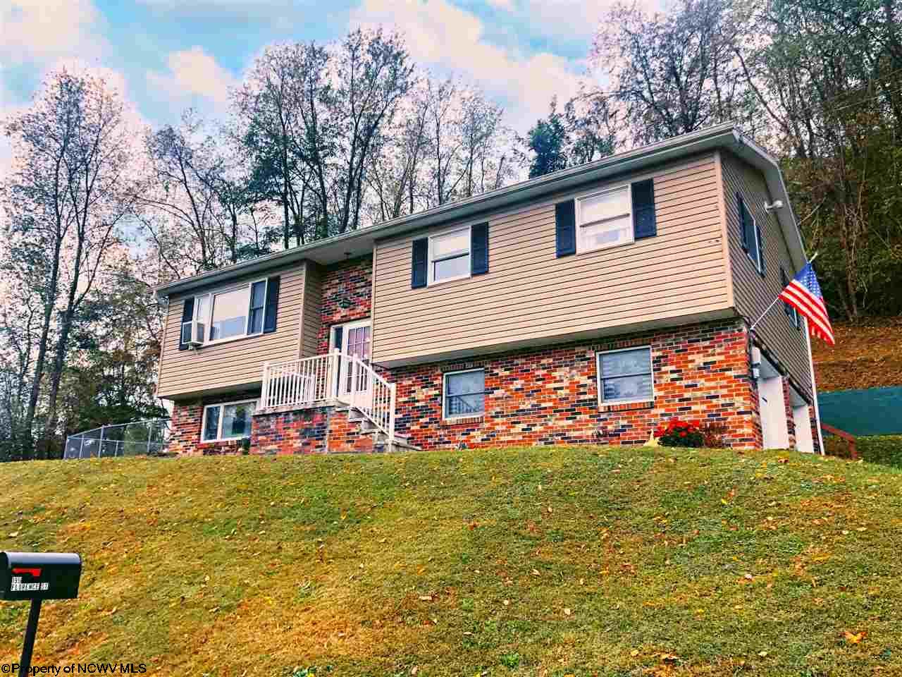 Keystone Realty Group Christina Gouzd, Broker