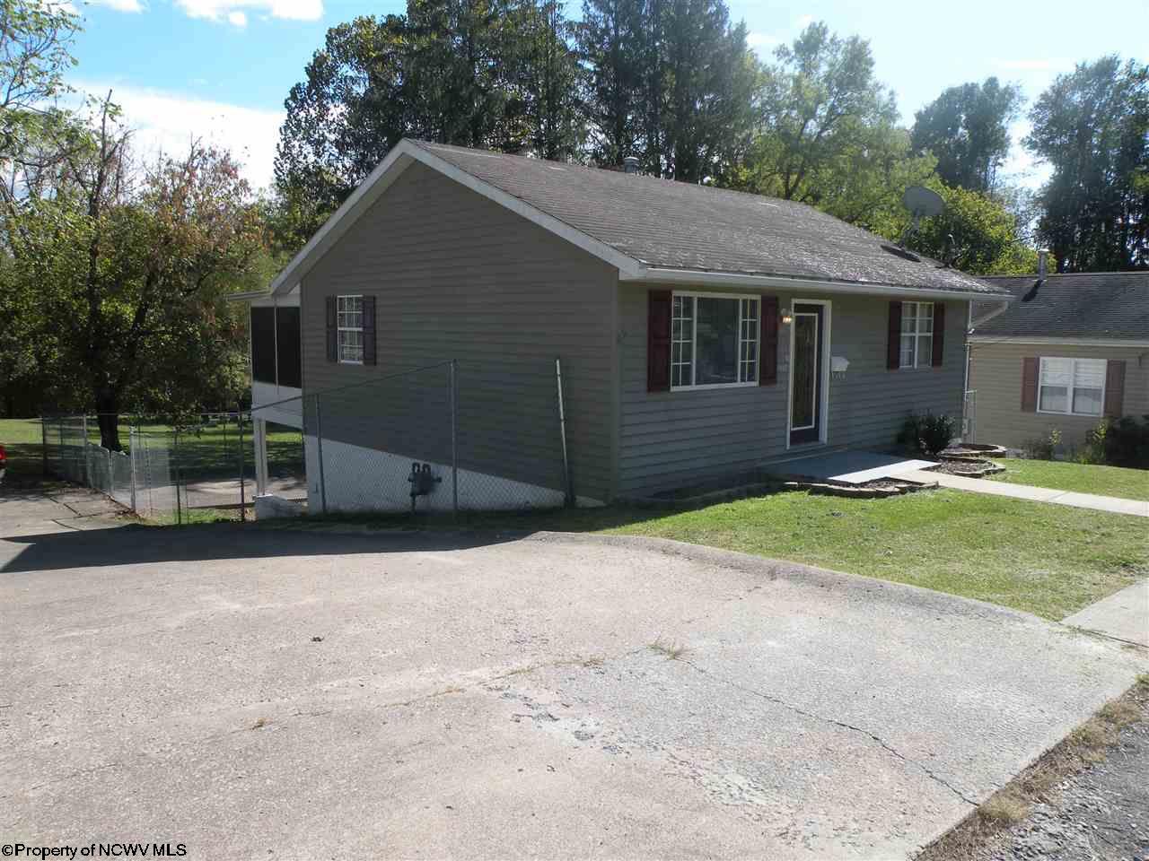Keystone Realty Group Christina Gouzd, Broker