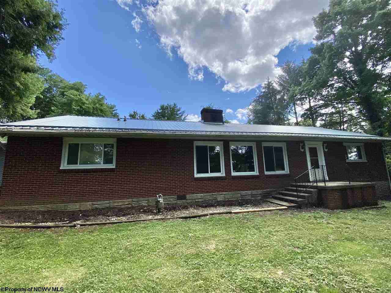 10 MOUNT VISTA DRIVE, BUCKHANNON, WV 26201 House Hunters