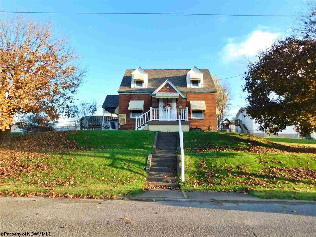 508 WEST VIRGINIA AVENUE, NUTTER FORT, WV 26301 Homefinders Plus, Inc.