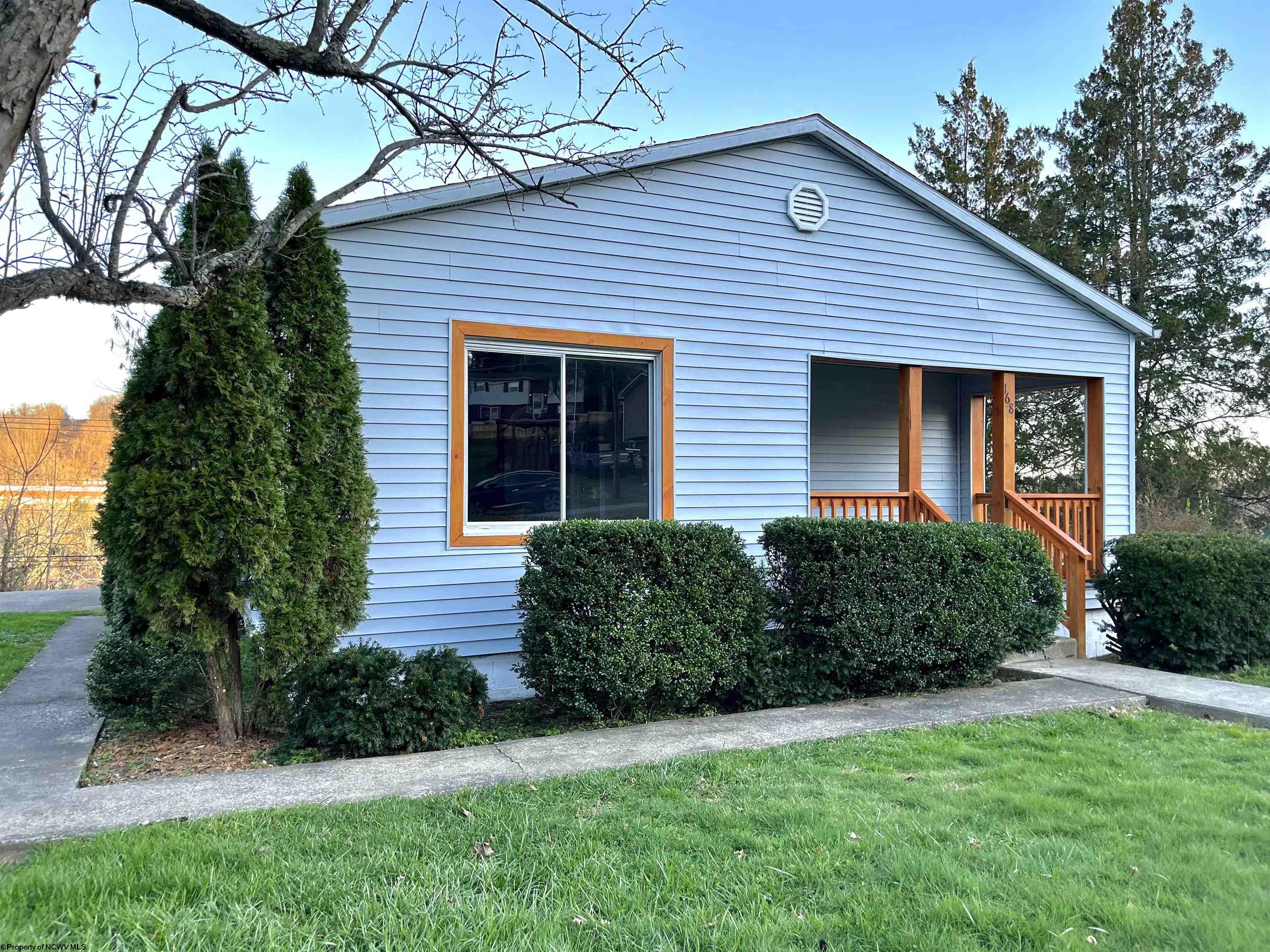 168 HIGHLAND DRIVE, FAIRMONT, WV 26554 Homefinders Plus, Inc.