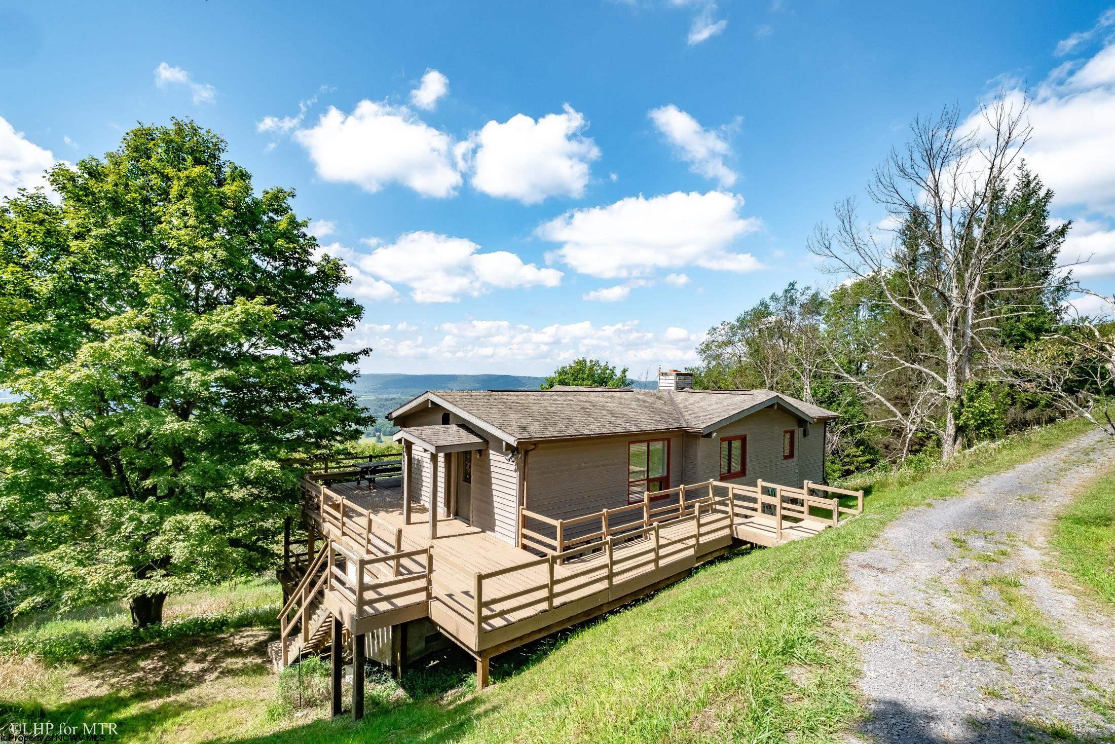 1681 MOUNTAINSIDE ROAD, DAVIS, WV 26260 MountainTop Realty