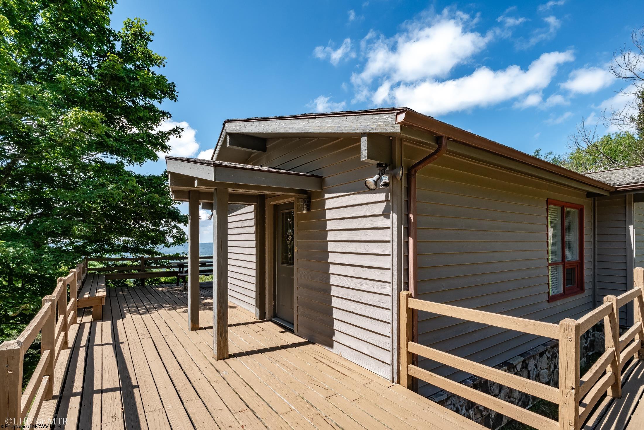 1681 MOUNTAINSIDE ROAD, DAVIS, WV 26260 MountainTop Realty