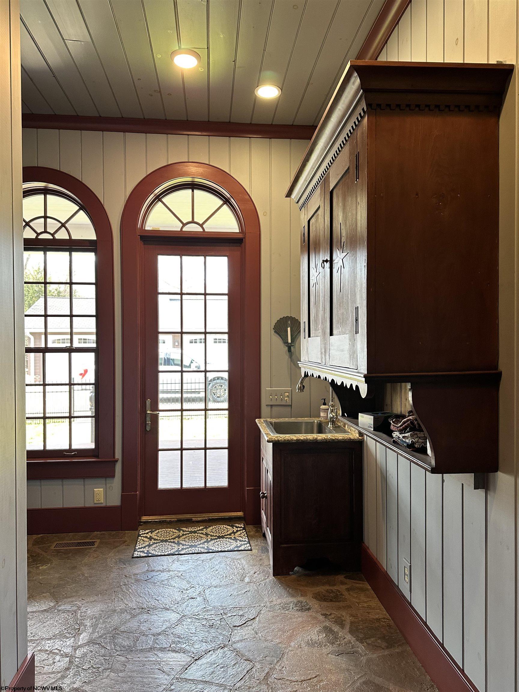 Gallery Image 18
