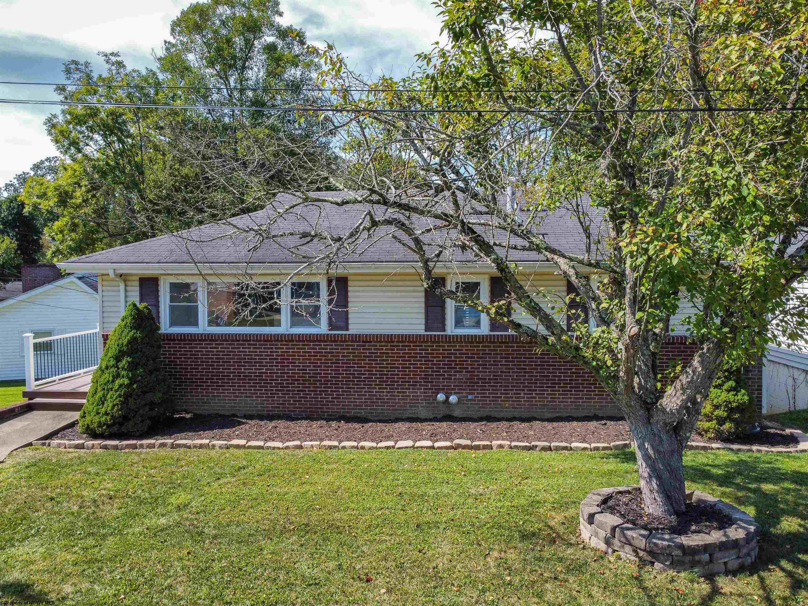 American Eagles, Morgan Do...