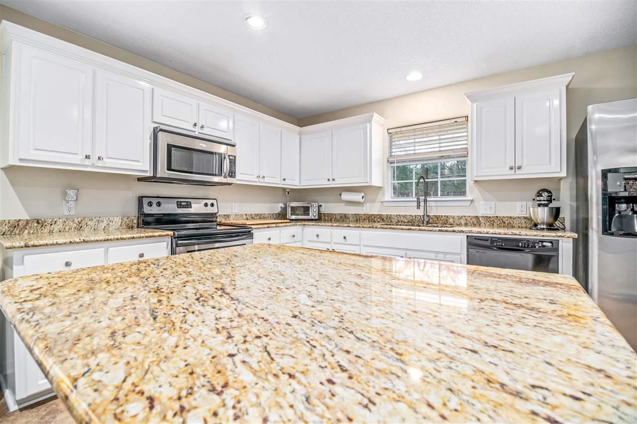 566588 Pensacola Association Of Realtors