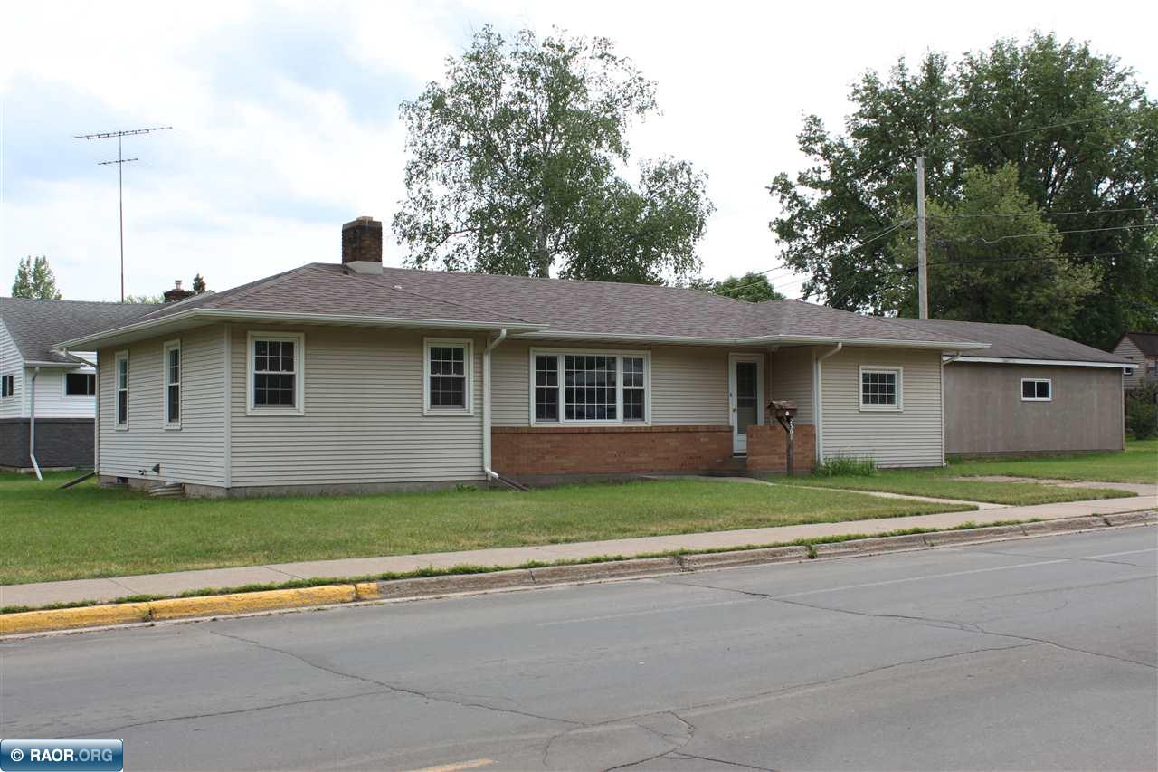 2301 E 11th Ave, Hibbing, MN 55746