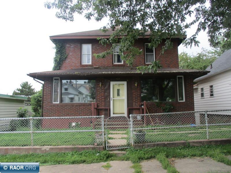 411 1st St SW, Chisholm, MN 55719 104,900 Single Family Active