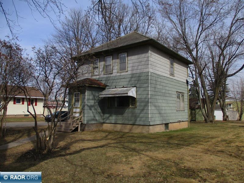 3402 3rd Ave W, Hibbing, MN 55746 Listing Photo  1