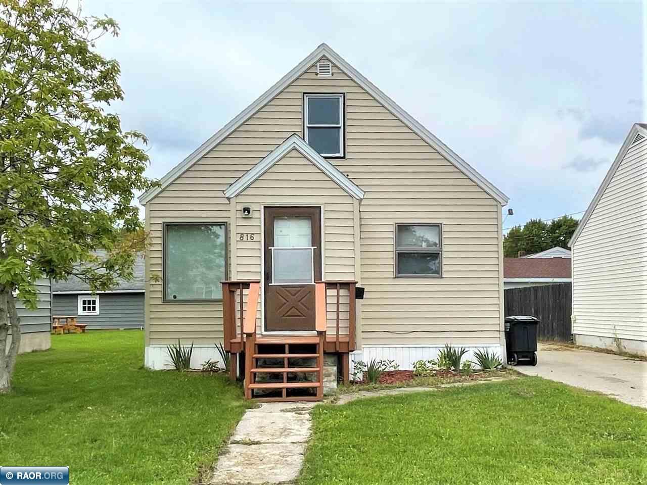 700 9th Street International Falls MN 56649 127588 Island View Realty