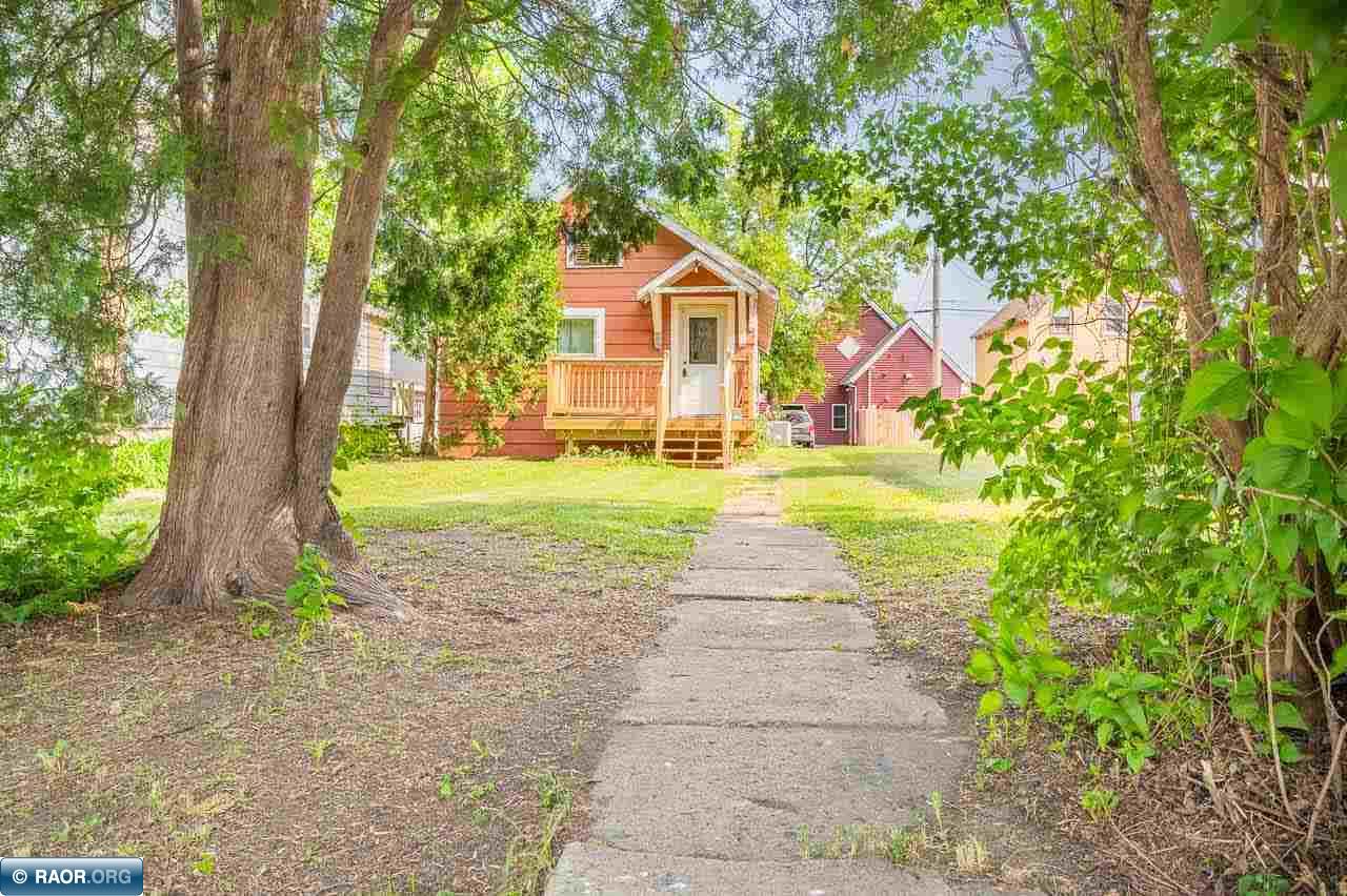 211-2nd-st-n-virginia-mn-55792-0000-69-000-single-family-active