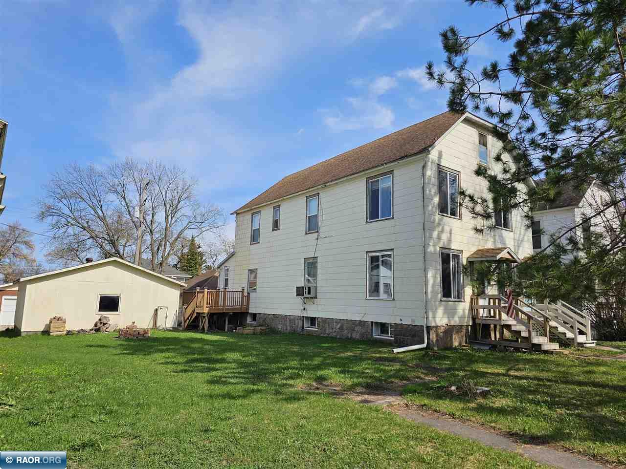 2212 4th Ave E, Hibbing, MN 55746 Listing Photo  1