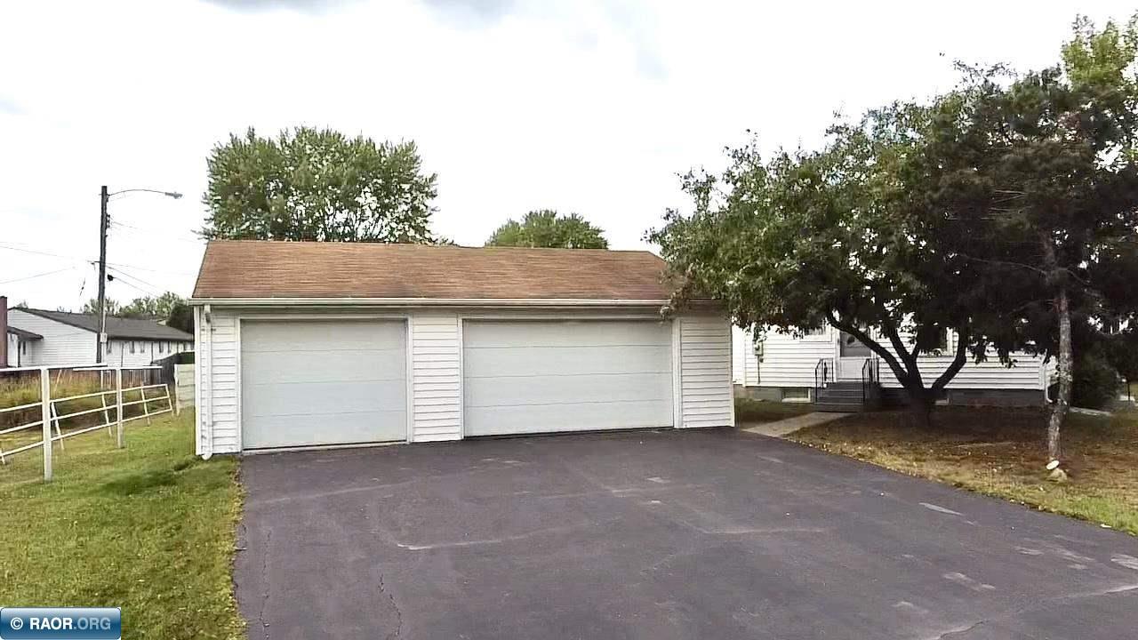 1750 Merryview Lane, Hibbing, MN 55746 Listing Photo  3