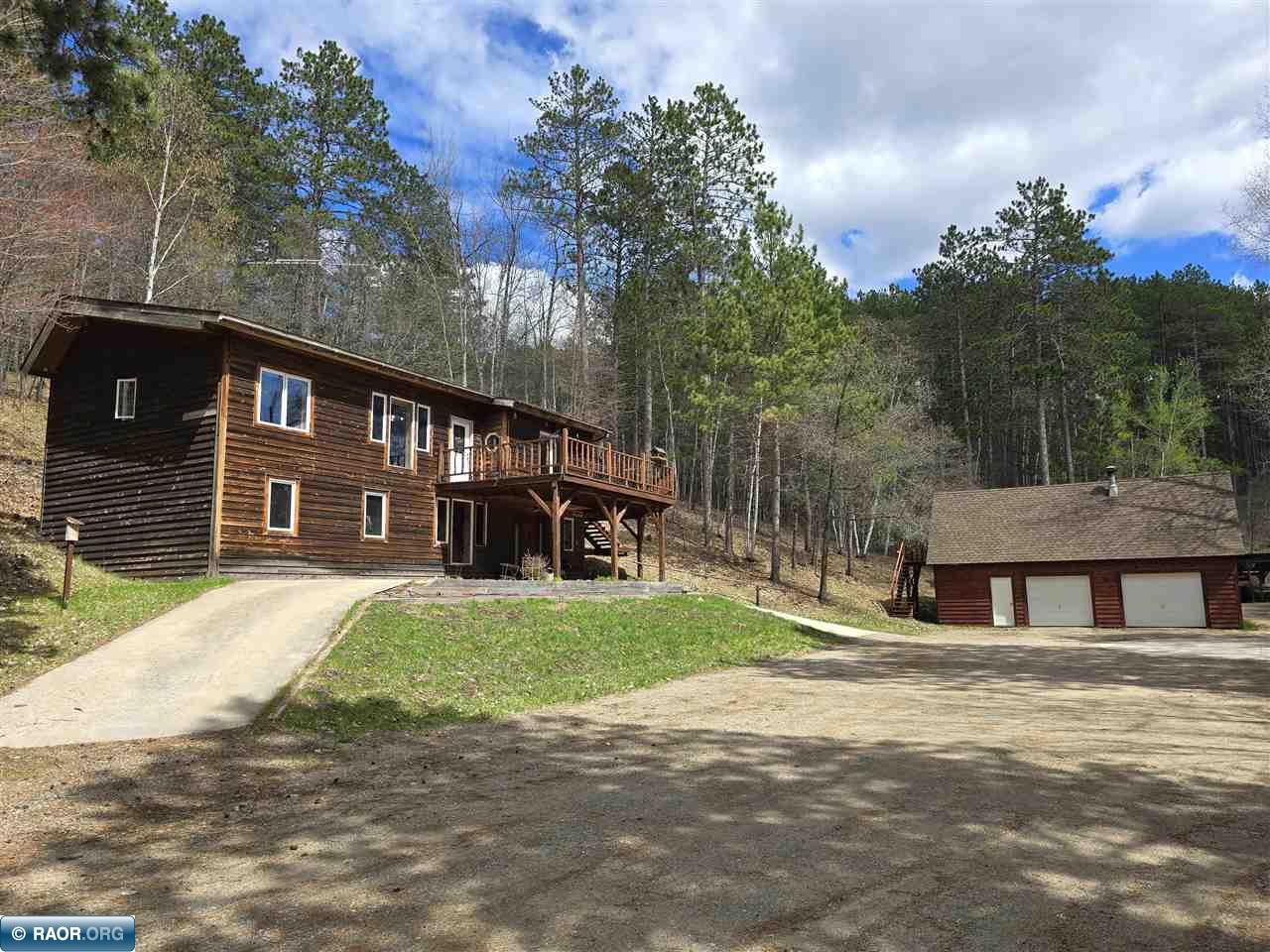 Main Johnson Hometown Realty