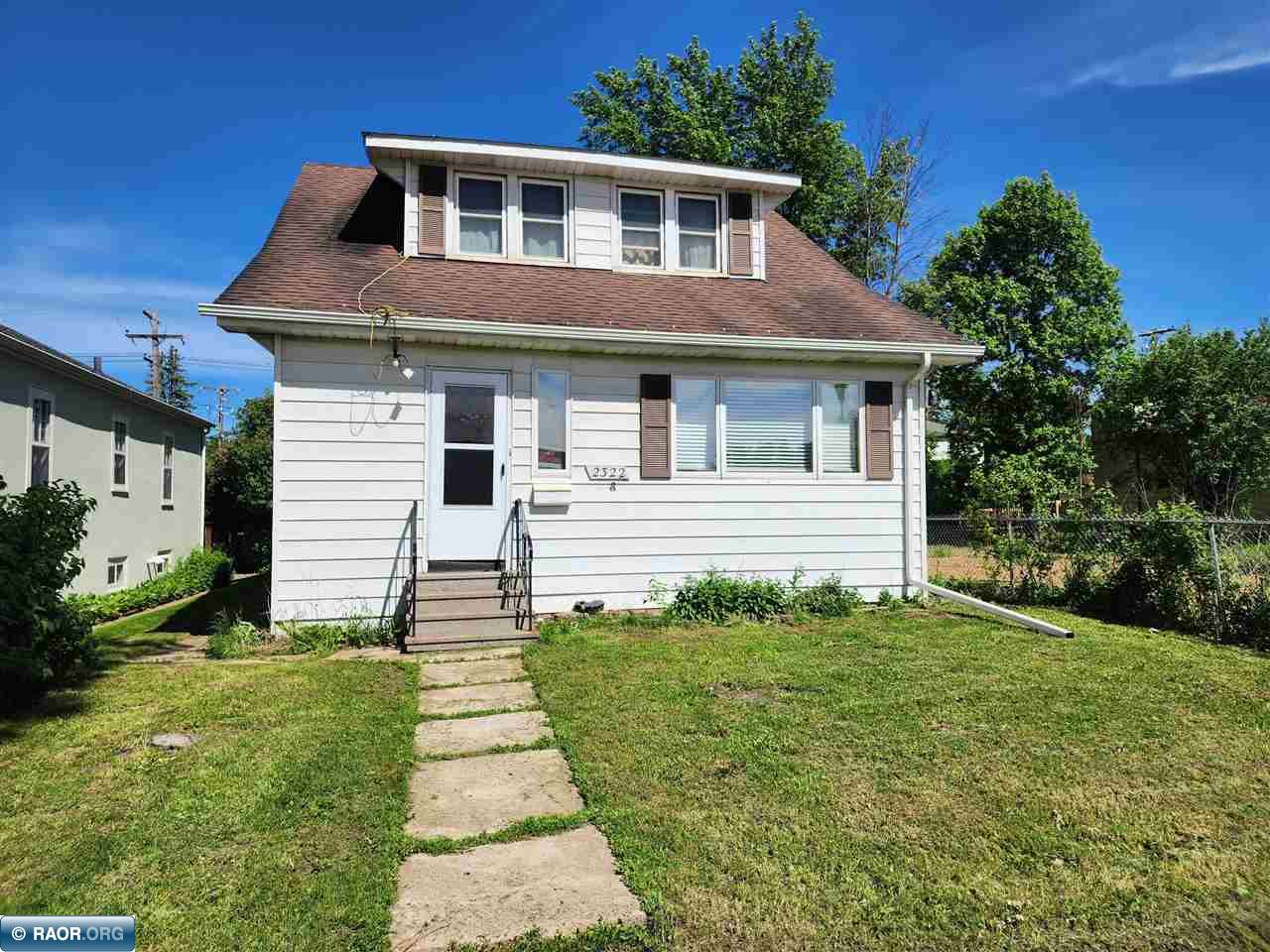 2322 E 6th Ave, Hibbing, MN 55746 Listing Photo  1
