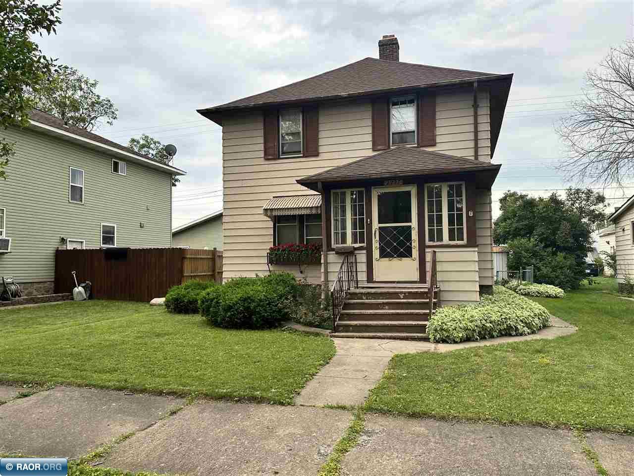 2227 E 2nd Ave, Hibbing, MN 55746 Listing Photo  1