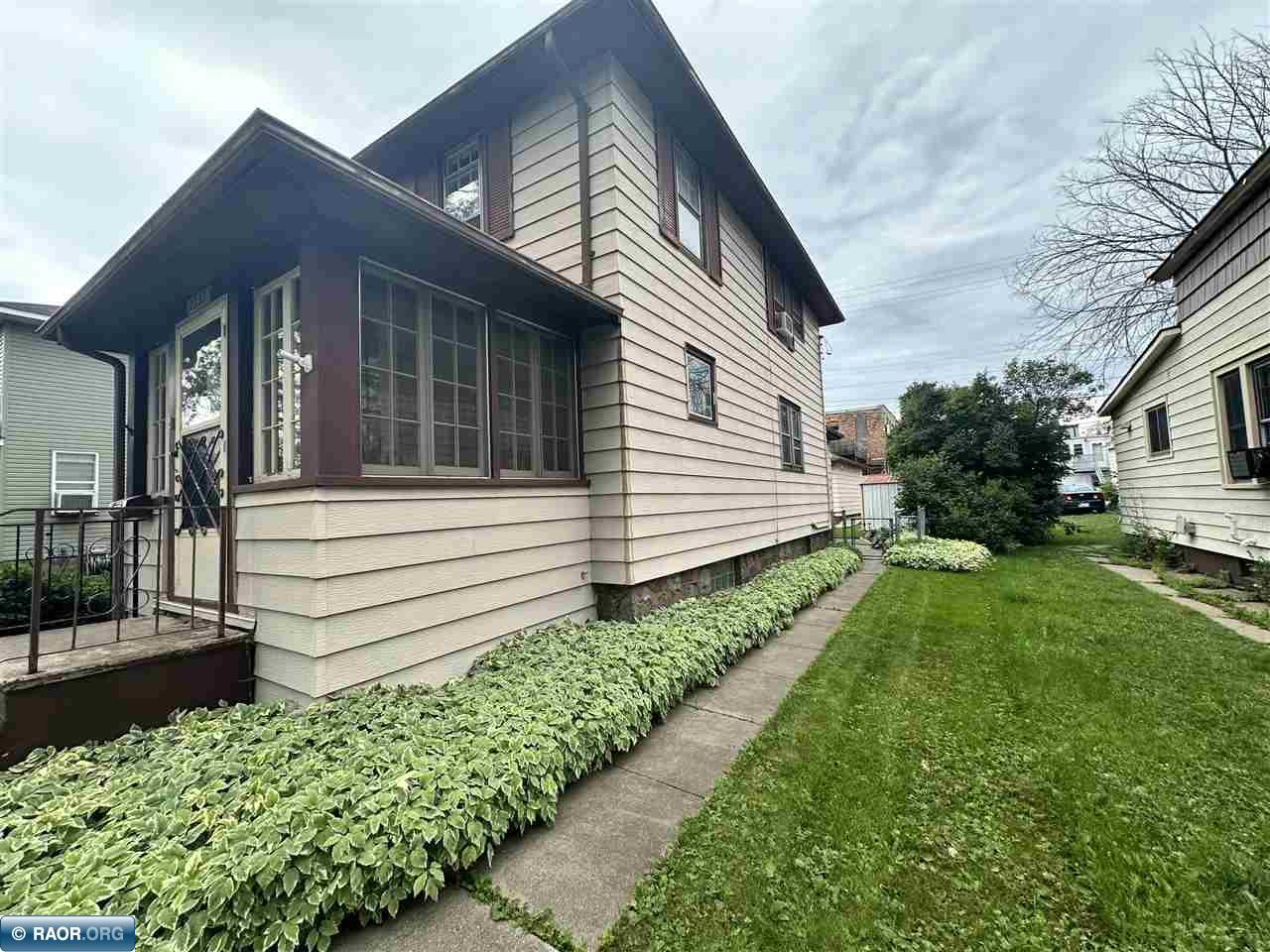 2227 E 2nd Ave, Hibbing, MN 55746 Listing Photo  2