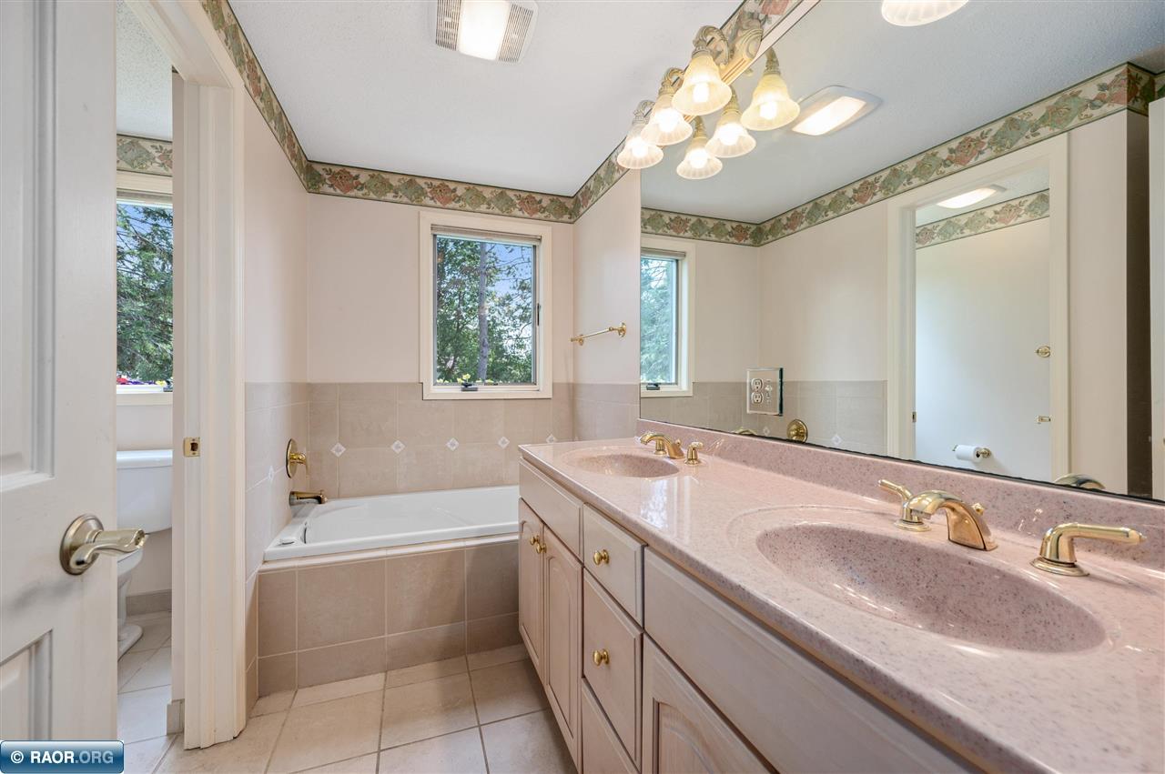 935 NW 4th Ave, Grand Rapids, MN 55744-2550 Listing Photo  27